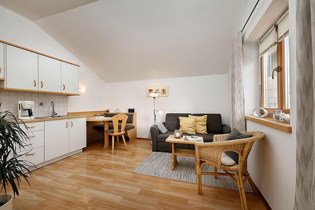 Texelblick Rainegg Apartment Schenna Bagian luar foto